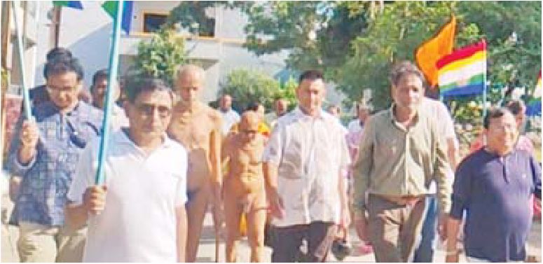 आयुक्त के साथ पंचायत पदाधिकारियों की बैठक