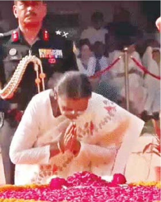 गांधीजी व शास्त्रीजी को किया नमन