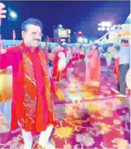 लालवानी और जोशी ने किया गरबा